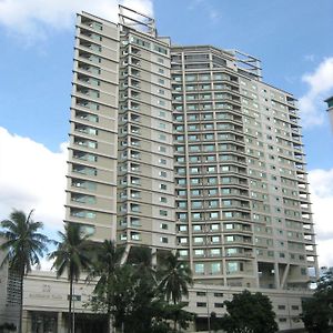 Mandarin Plaza Hotel